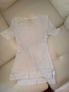 Eileen Fisher Lightweight V-Neck Short Sleeve Tunic in Cream